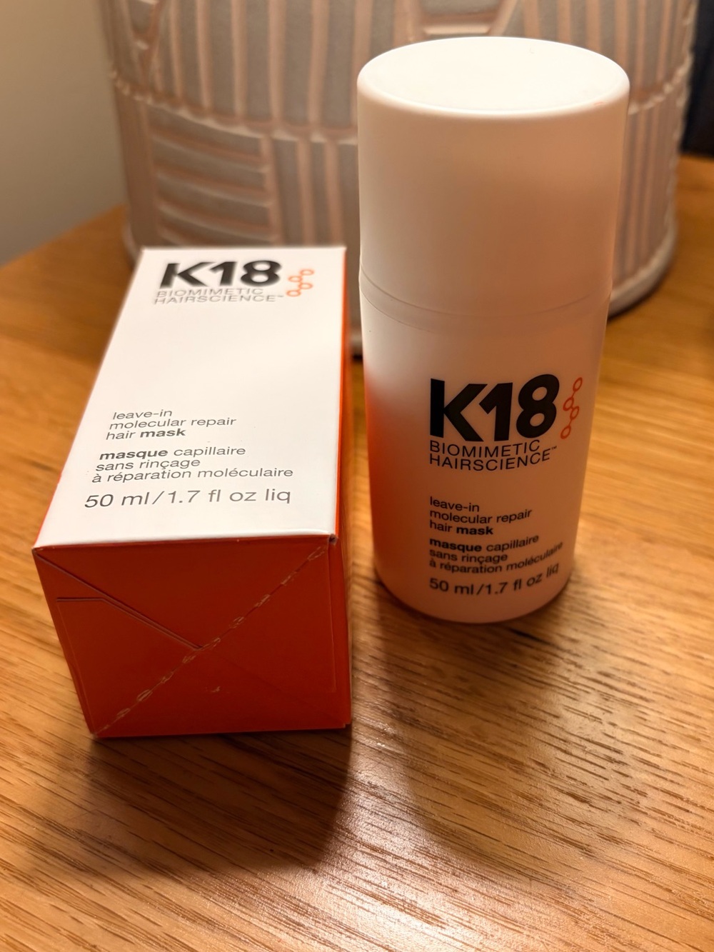 K18 Biomimetic Hairscience Leave-In Molecular Repair Hair Mask